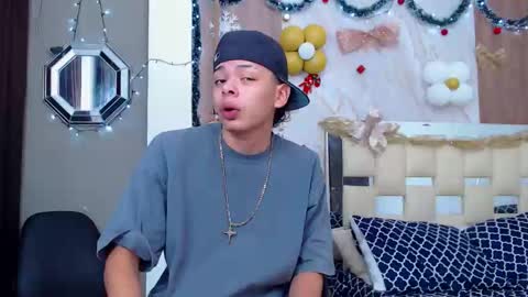 Snapshot of harry_jhonsonn chatting on December 3, 11:14 pm Harry online show from December 3, 11:14 pm