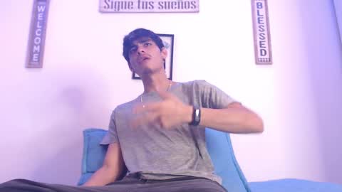 Snapshot of harrythomson1 chatting on March 8, 5:07 am harry thomson online show from March 8, 5:07 am