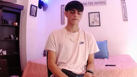 Snapshot of harrythomson1 chatting on September 13, 3:45 pm harry thomson online show from September 13, 3:45 pm