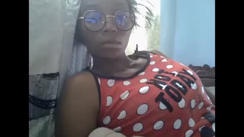 Snapshot of harysette chatting on February 7, 12:17 pm harysette online show from February 7, 12:17 pm