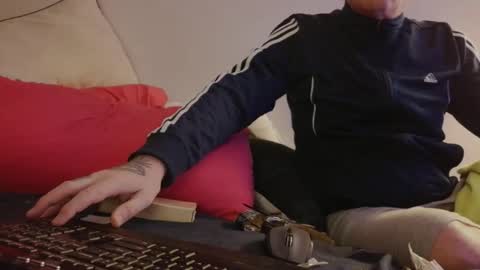 hashtagcloudp0rn online show from March 23, 3:43 am