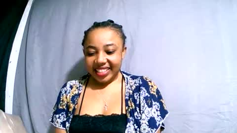 Snapshot of hasimina09 chatting on October 8, 1:03 am hasimina09 online show from October 8, 1:03 am