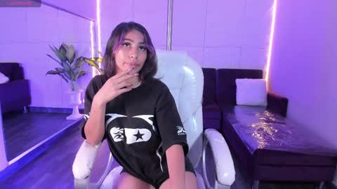 HasleyCarter online show from October 17, 4:37 am