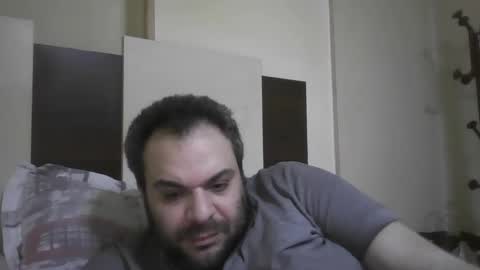 Snapshot of hassansalah30 chatting on February 4, 10:24 pm hassansalah30 online show from February 4, 10:24 pm