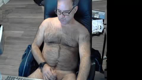 hathi0427 online show from March 30, 12:06 pm