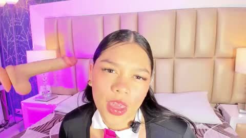 hatsajones online show from March 5, 4:52 am