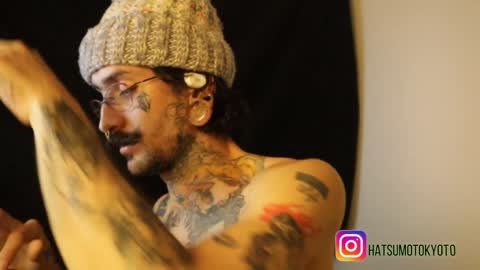 Snapshot of hatsumotokyoto chatting on January 21, 1:18 am More content 2 online show from January 21, 1:18 am