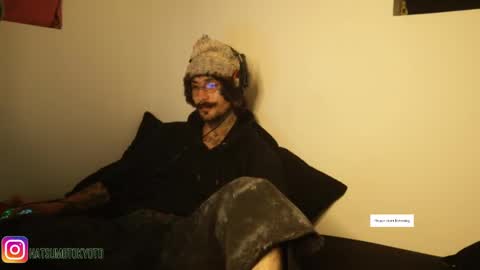 Snapshot of hatsumotokyoto chatting on January 25, 11:11 pm More content 2 online show from January 25, 11:11 pm