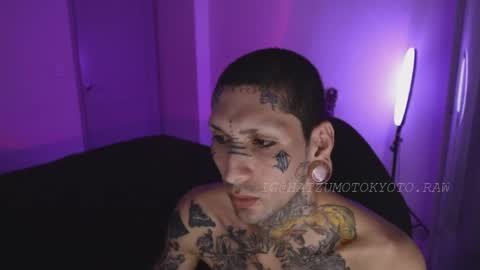 Snapshot of hatsumotokyoto chatting on October 1, 3:12 am More content 2 online show from October 1, 3:12 am