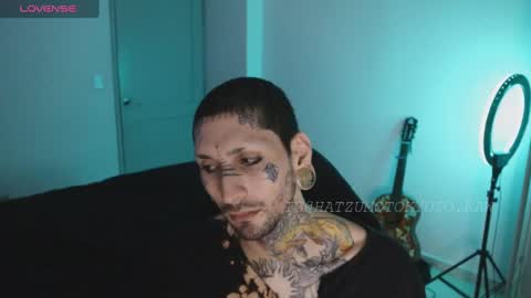 Snapshot of hatsumotokyoto chatting on October 9, 4:32 am More content 2 online show from October 9, 4:32 am