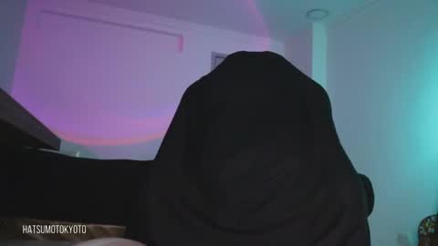 Snapshot of hatsumotokyoto chatting on October 11, 5:50 am More content 2 online show from October 11, 5:50 am