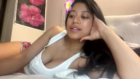 hawaiigirl_ online show from January 13, 2:17 am
