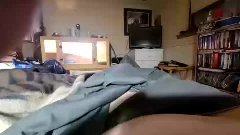 hawkfan1888 online show from October 9, 11:47 pm