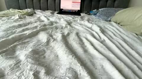 Snapshot of hawt_ass_milf chatting on July 11, 11:02 am Amber - or vip online show from July 11, 11:02 am