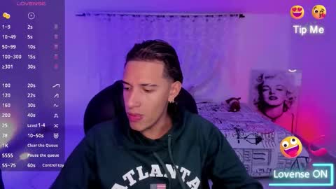 Hayen Boy online show from December 17, 3:12 am