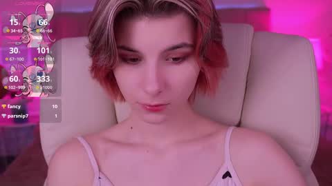 haylaamber online show from February 17, 10:07 am