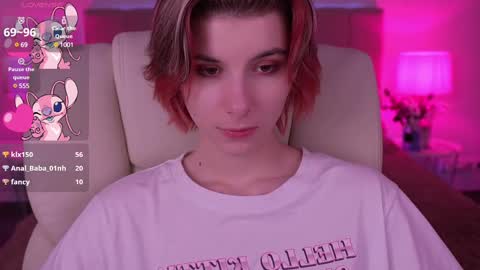 haylaamber online show from February 17, 4:26 pm