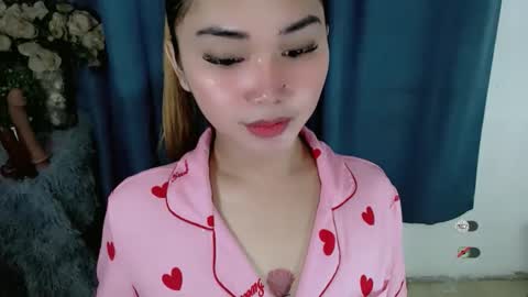 Snapshot of haylee_slut chatting on November 24, 1:05 am haylee online show from November 24, 1:05 am