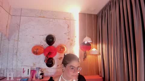 haylenpark online show from October 9, 11:30 am