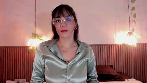 haylenpark online show from October 18, 10:27 am