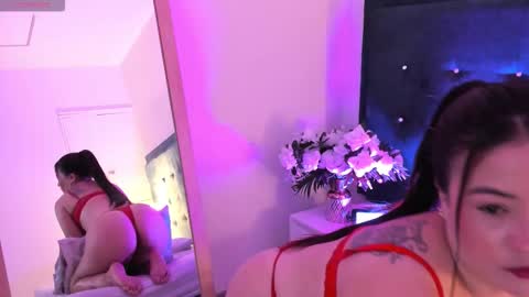 Hayley Collins online show from November 5, 11:43 am