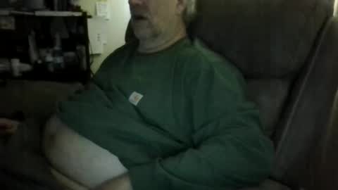 Snapshot of haysay722354422 chatting on April 18, 7:07 pm haysay722354422 online show from April 18, 7:07 pm