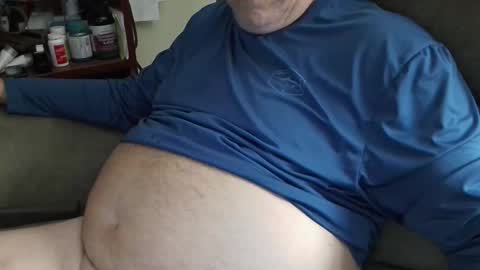 Snapshot of haysay722354422 chatting on April 21, 11:49 am haysay722354422 online show from April 21, 11:49 am