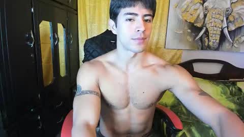 Snapshot of hazbinstudio chatting on January 9, 3:48 pm hazbinstudio online show from January 9, 3:48 pm