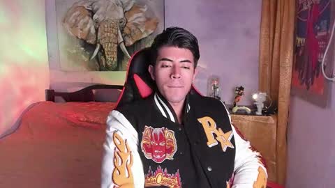 Snapshot of hazbinstudio chatting on February 8, 12:08 pm hazbinstudio online show from February 8, 12:08 pm