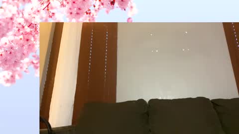 Snapshot of hazel_lust chatting on December 25, 10:37 pm Hazel Lust online show from December 25, 10:37 pm