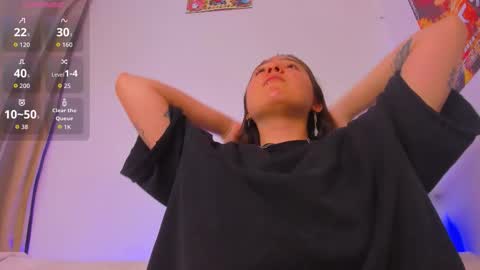 Im Hazel online show from February 3, 11:43 pm