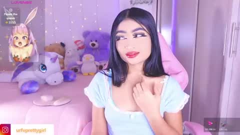 Snapshot of hazelbabee_ chatting on July 18, 8:51 am Lynn online show from July 18, 8:51 am
