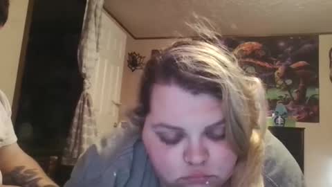 Hazeleyez97 online show from October 10, 10:09 pm