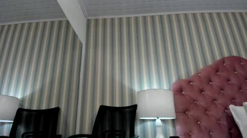 Snapshot of hazelmoret chatting on February 27, 3:15 pm HazelMoret online show from February 27, 3:15 pm