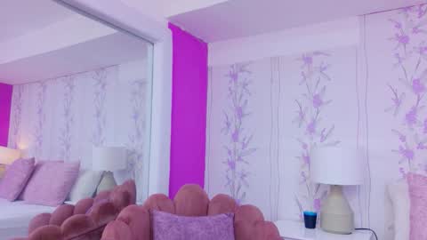 Snapshot of hazelmoret chatting on September 26, 11:36 am HazelMoret online show from September 26, 11:36 am