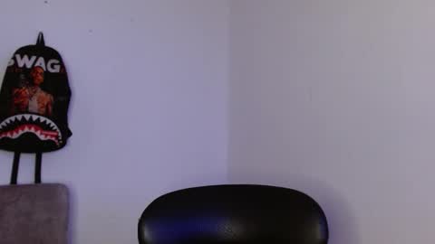 hazlan_420 online show from November 10, 5:01 pm