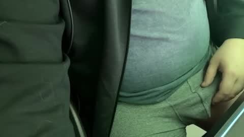 Snapshot of hdu94120 chatting on December 9, 9:28 am hdu94120 online show from December 9, 9:28 am