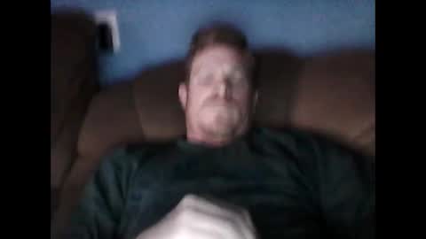 Snapshot of heags83 chatting on December 14, 12:55 pm heags83 online show from December 14, 12:55 pm