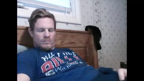 Snapshot of heags83 chatting on January 7, 1:35 pm heags83 online show from January 7, 1:35 pm