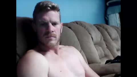 Snapshot of heags83 chatting on October 4, 11:52 am heags83 online show from October 4, 11:52 am