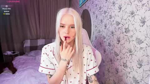 Valeria online show from January 15, 7:48 am