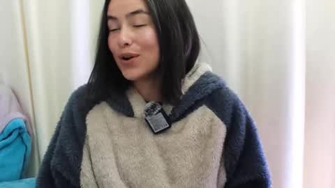 hearmymoans_18 online show from February 11, 12:15 am