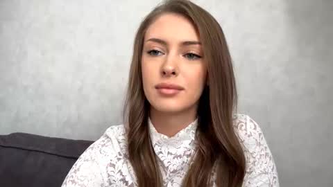 Mona online show from October 17, 10:40 am