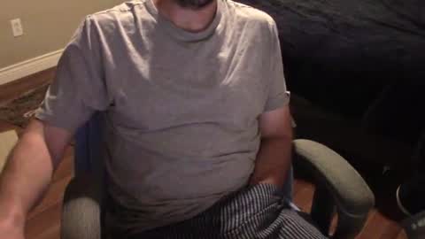 Snapshot of heavilyhung chatting on July 12, 4:47 am John online show from July 12, 4:47 am