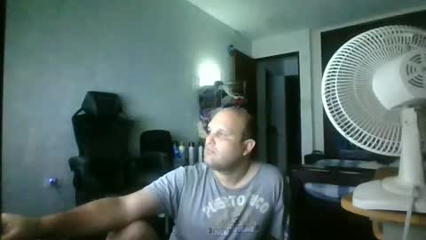 Heavy Rebell online show from October 2, 3:13 am