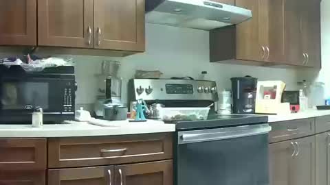 HE Black online show from October 10, 7:13 pm