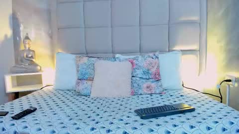 Keira Hecate online show from January 8, 7:49 pm