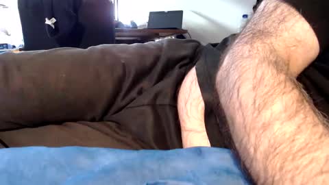 Snapshot of hectorlechat1975 chatting on April 13, 11:16 am hectorlechat1975 online show from April 13, 11:16 am