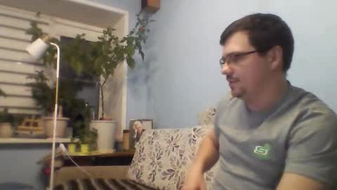 hedineko online show from February 6, 3:04 pm