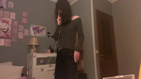 Snapshot of hedwiggrossberg chatting on December 14, 2:33 pm Sarah online show from December 14, 2:33 pm